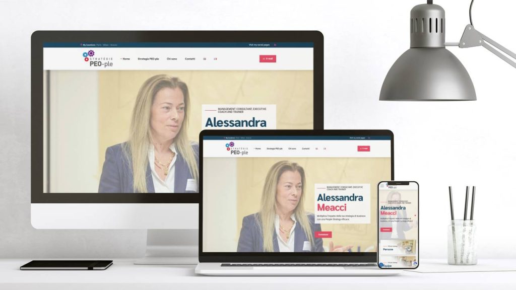 grafica computer desktop, computer portatile e telefono mobile che mostrano il sito della Consulente Aziendale Alessandra Meacci